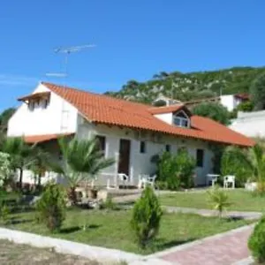 Capsulehotel Summer Garden αpartments &, Argostoli (Kefalonia)